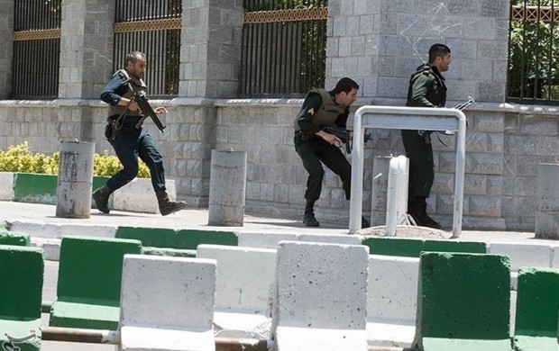 ۶ نفر از عوامل مرتبط با حادثه تروریستی تهران در کردستان دستگیر شدند