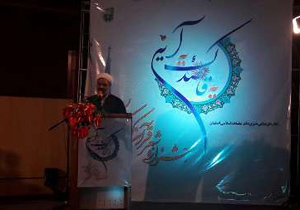 هنرمندان اولین 'آتش به اختیاران' عرصه نبرد فرهنگی هستند