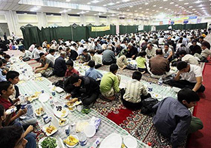 برپایی سفره های آسمانی در شیراز