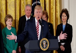 سفر ترامپ به انگلیس به تعویق افتاد