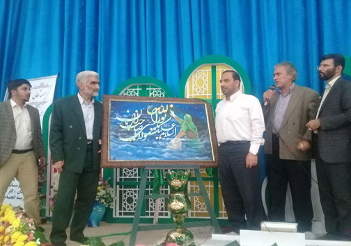 درب ورودی سرداب امام زمان (عج) در خرم آباد رونمایی شد+تصاویر