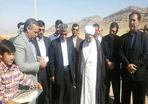 کلنگ زنی ساخت یک باب آموزشگاه ۲ کلاسه در کوهدشت