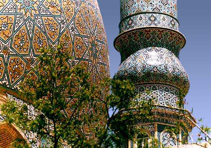 6 هزار گردشگر خارجی از معماری مسجد اعظم قم بازدید کردند