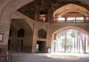 آغاز مرمت کاخ هشت بهشت اصفهان