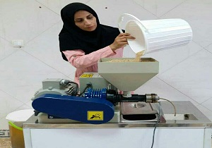 آغاز بکار کارگاه روغن گیری در بافق