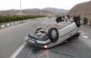 واژگونی پژو 405و مرگ راننده در کمیجان