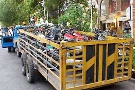 حمله اشرار قمه به دست به مامور راهنمایی و رانندگی در مازندران +فیلم