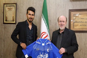 شهباززاده به استقلال پیوست