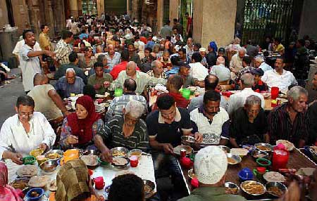 فانوس&zwnj;های رمضانی؛ جلوه&zwnj;ای از ماه خدا در هند