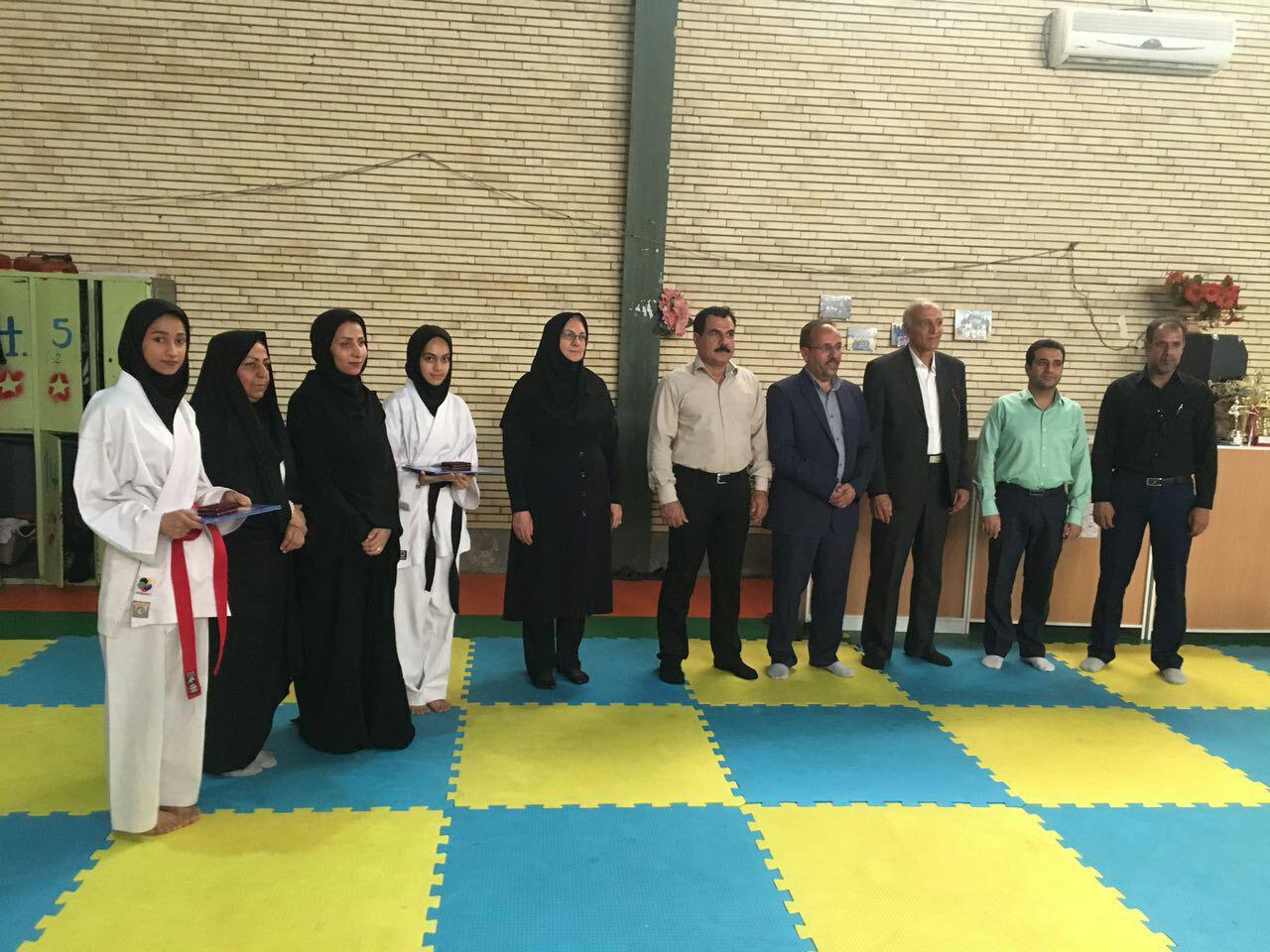 تجلیل از 2 قهرمان کاراته کای کهنوجی