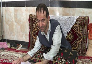 دیدار با دو خانواده شهید و معلول در مهاباد