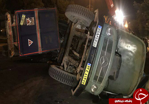 برخورد 2 دستگاه تريلر و جرثقيل در شیراز + تصاویر