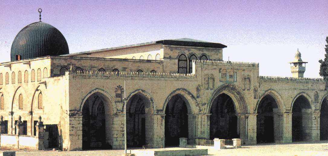 حضور بیش از 300هزار نمازگزار فلسطینی در جوار مسجدالاقصی/ وقتی جوانان مقاومت از دیوارهای ظالمانه صهیونیست&zwnj;ها عبور می&zwnj;کنند!