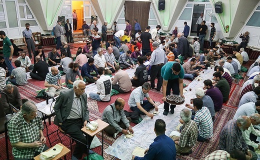 مراسم باشکوه افطار در منطقه جلالان + تصاویر