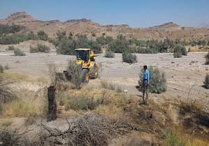 مهار آتش سوزی در شهرستان حاجی آباد