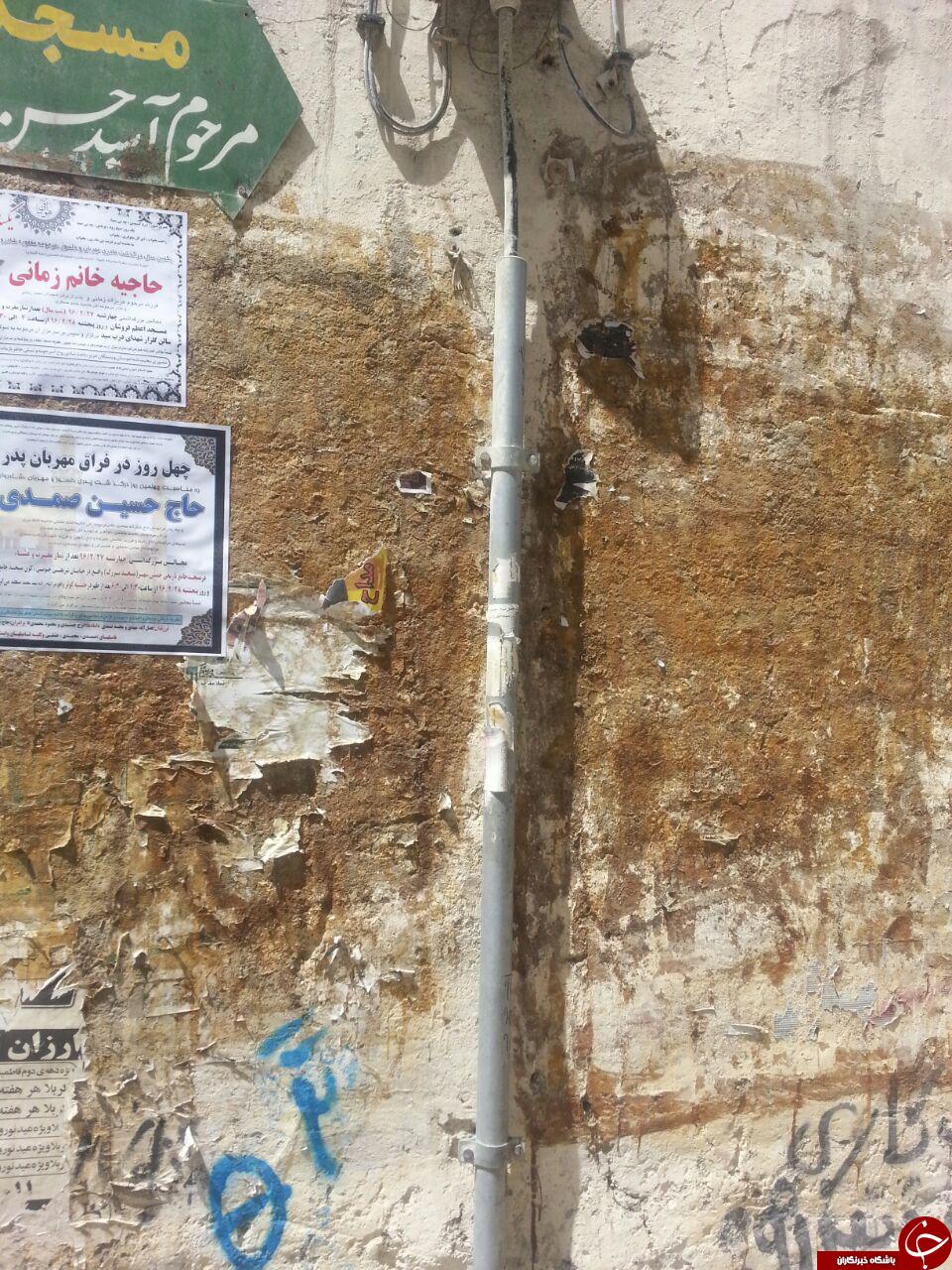 دیوارهای خمینی&zwnj;شهر چهره&zwnj;ی ناخوشایندی دارد + تصاویر