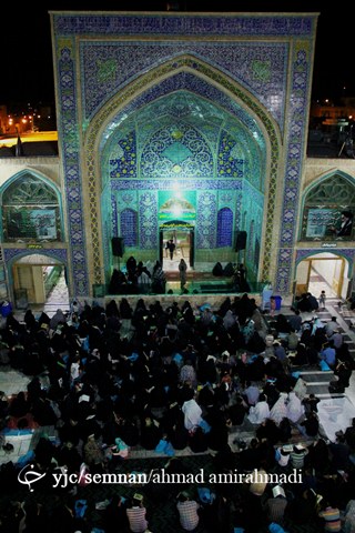 احیا شب بیست و سوم ماه مبارک رمضان + تصویر