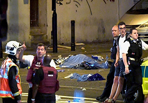مظنون حادثه حمله به نمازگزاران در لندن دستگیر شد + فیلم