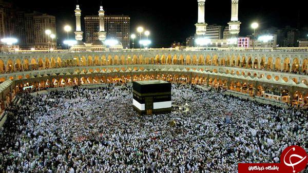 نصب حلقه&zwnj;های طلا روی شاذروان کعبه مشرفه