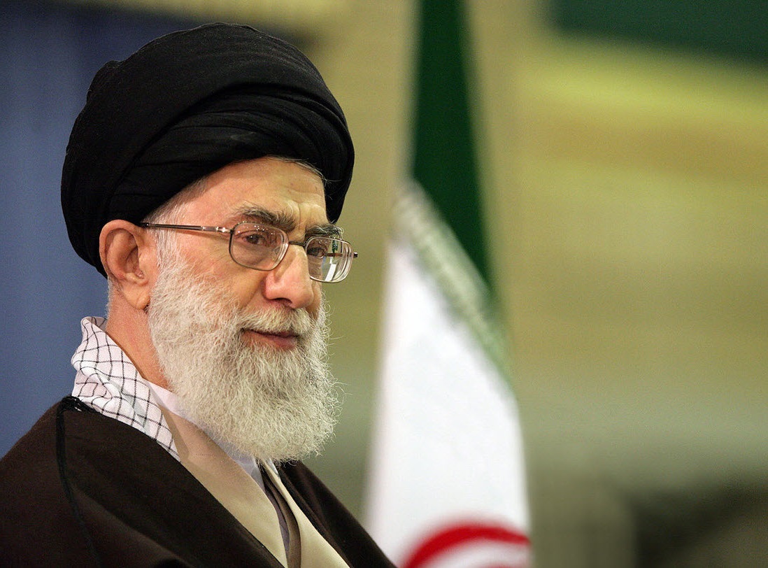 بشارت امام خامنه&zwnj;ای در دیدار خانواده شهدای امنیت