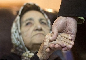 سالمندان استان اردبیل کارت منزلت دریافت می کنند