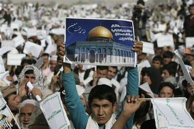بیانیه شبکه نهادهای مدنی همگرا: روز قدس؛ روز دمیدن خون در رگ&zwnj;های امت اسلامی است