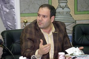 رفع مشکل پیمانکاران سراوان