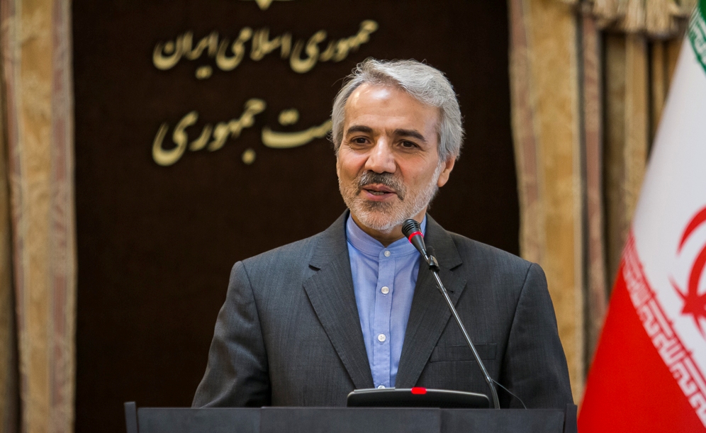 هر آنچه که امروز در حیاط پاستور گذشت؛