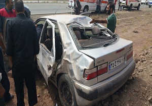 واژگونی زانتیا و نجات سرنشینان آن توسط آتش نشانان