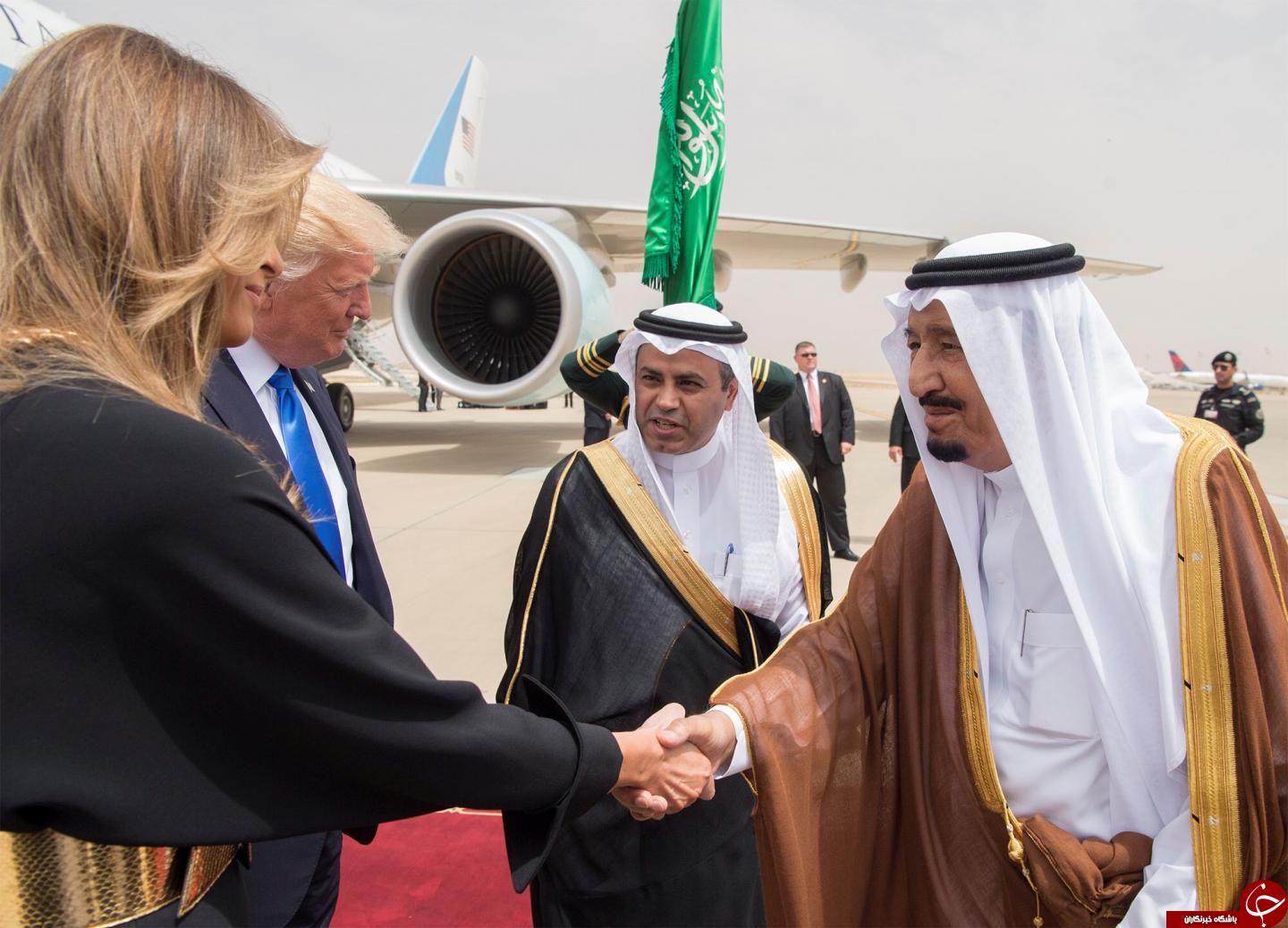 راز پوشش متفاوت ملانیا ترامپ در دیدار با پاپ و ملک سلمان فاش شد!+ تصاویر