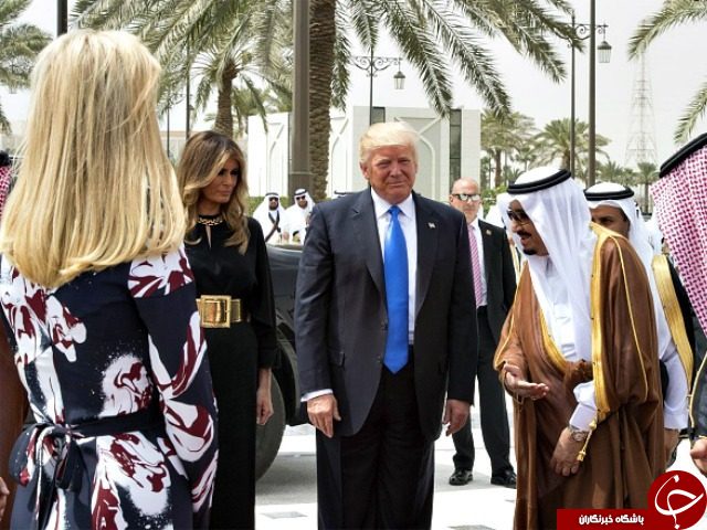 راز پوشش متفاوت ملانیا ترامپ در دیدار با پاپ و ملک سلمان فاش شد!+ تصاویر