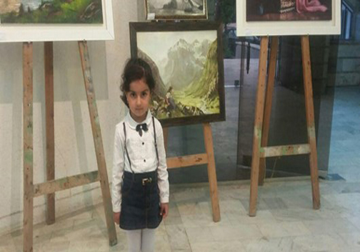 دختر 4 ساله گلستانی که شاهنامه فردوسی حفظ می&lrm;کند
