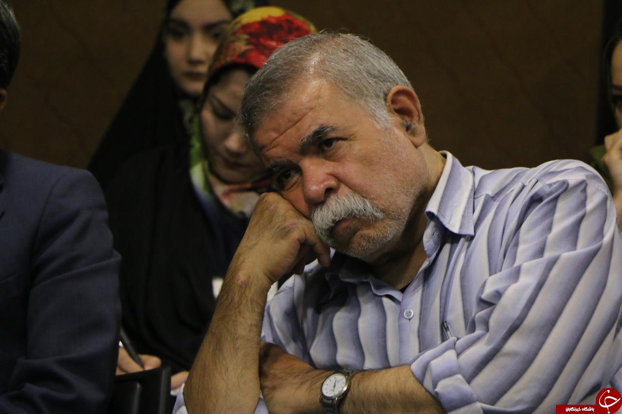 گزارش تصویری از نشست نقد و رونمایی از مجموعه داستان کوتاه دستمال خامک دوزی اثر ریحانه بیانی در کاون ادبی کلمه