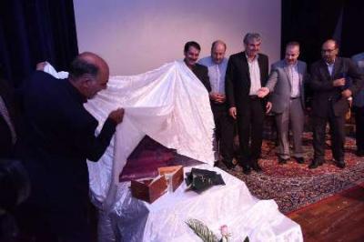 رونمایی از 2 مجموعه کتاب خوشنویسی هنرمندان استان