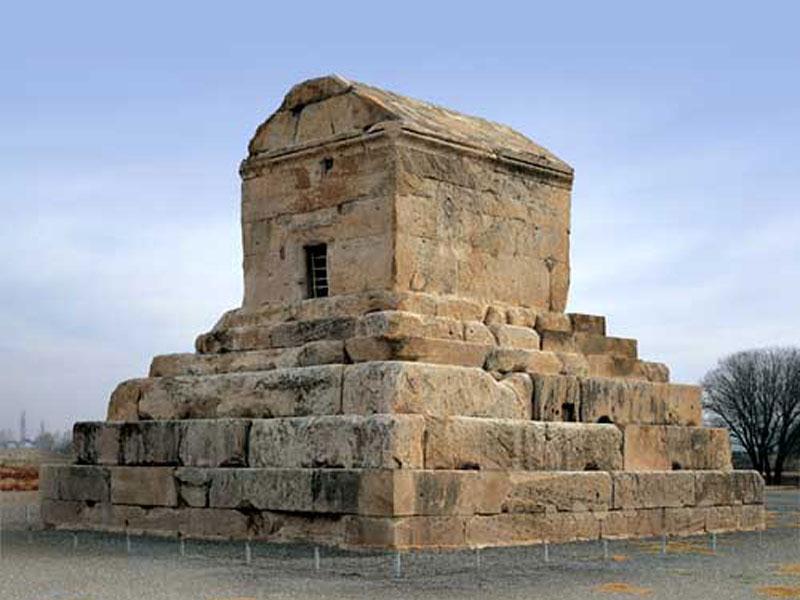 ساخت موزه تخصصی هخامنشی اسیر کمبود اعتبار