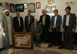 خانواده شهدا و ایثارگران اسوه صبر و استقامت هستند