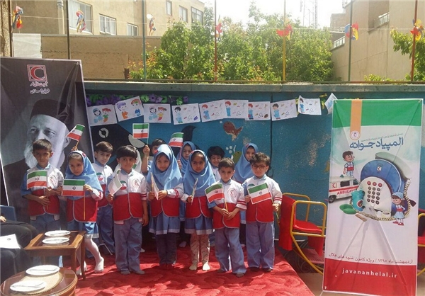 جشنواره ورزشی امدادی نونهالان هلال احمر