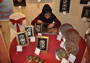 از کالاها و تولیدات بانوان فعال در حوزه اقتصادی استان اردبیل حمایت شود