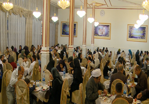 اطعام حدود200 خانوار مددجوی کمیته امداد امام(ره) درمهاباد