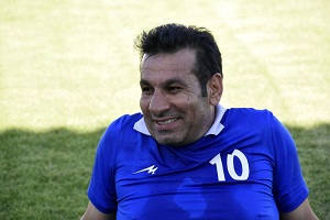 مومنی: پرسپولیس و استقلال شانس زیادی برای صعود به مرحله بعد لیگ قهرمانان دارند