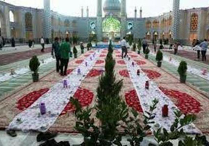 یک هزار نفر روزانه مهمان ضیافت افطار حرم هلال بن علی(ع)آران و بیدگل