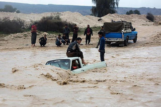 پرداخت خسارت سیل زدگان استان بوشهر تسریع شود
