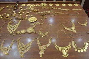 توقیف خودروی حامل طلای قاچاق