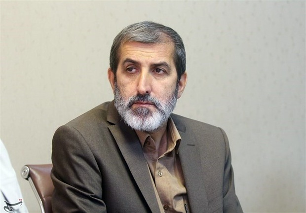 هنرمندان بسیجی 180 فرصت برای تولید اثر دارند