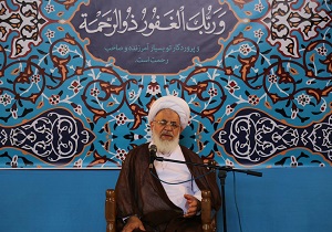 تمرکز و اتصال به خداوند متعال یکی از مهمترین اهداف اعتکاف