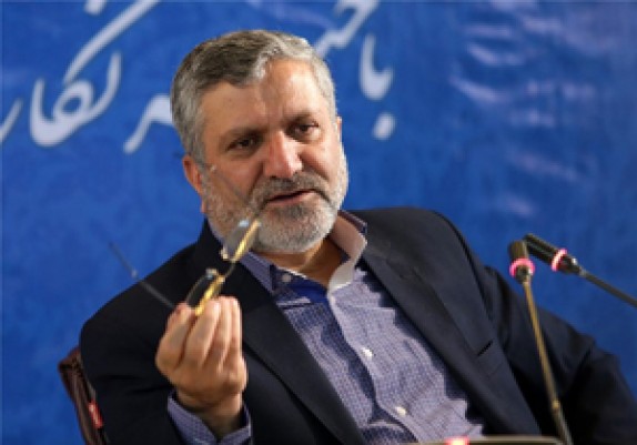 شهردار مشهد مقدس: پاداش ۳۰ سال من را با ۲ ماه انفصال از خدمت دادند/ آقای استاندار اسناد محرمانه شما چگونه رسانه&zwnj;ای می&zwnj;شود