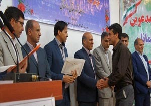 تجلیل از دبیران برتر جشنواره الگوهای برتر بویراحمد
