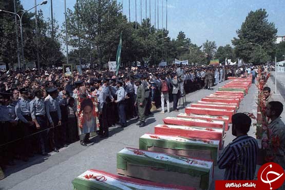 عکس&zwnj;هایی که محرمانه&zwnj;شدند/ سردخانه بندرعباس کیپ تا کیپ پر از جنازه بود/ انگار اجساد از فرق سر تا نوک پا چاقو خورده بودند + عکس
