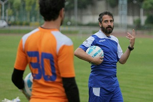 سیدی مربی دروازه بان&zwnj;های نفت شد