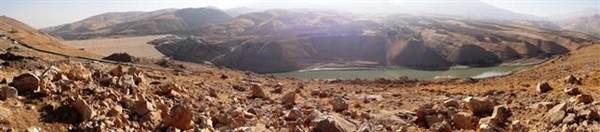 کشف قبور دوره اشکانی و بقایای معماری خشتی